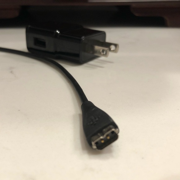 Fitbit Charge HR USB Charger with wall Plug - Picture 4 of 4
